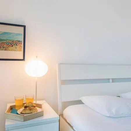 아파트 2 Bedroom With Garage Family Wonder