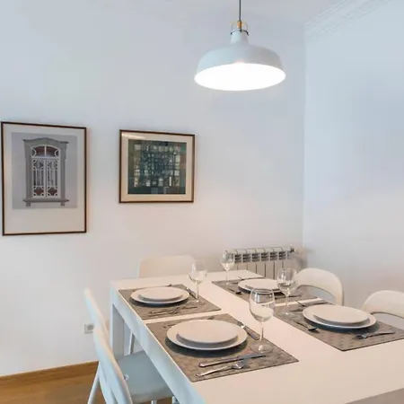 2 Bedroom With Garage Family Wonder Апартаменты *