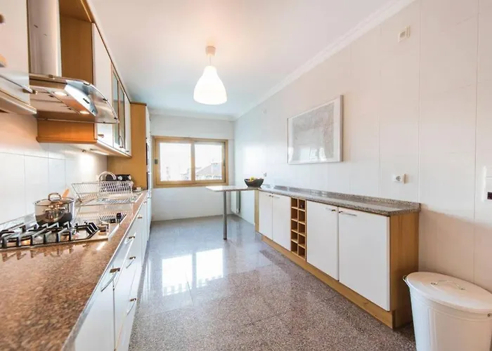 2 Bedroom With Garage Family Wonder アパート