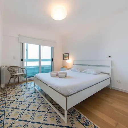דירה 2 Bedroom With Garage Family Wonder ליסבון